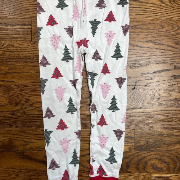 Jingles & Joy Girls Festive Christmas Tree Print Holiday Long Sleeve Pajamas 4 - Picture 11 of 13
